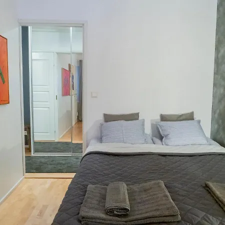 Bohemian In Niirala, Close To City-centre Daire *