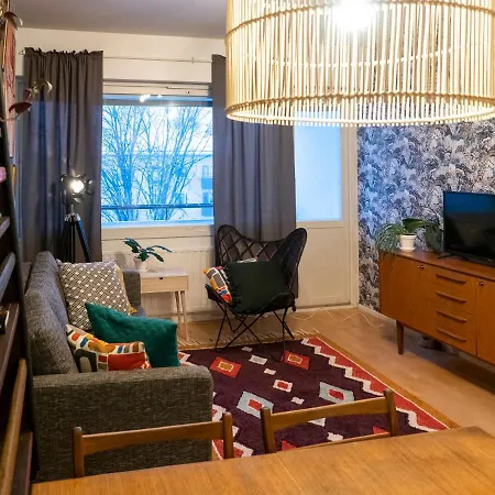 Bohemian In Niirala, Close To City-centre Daire *